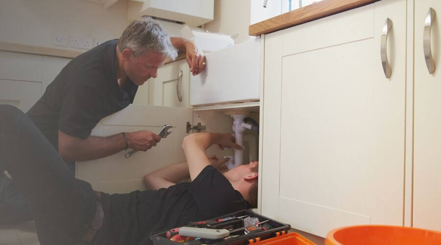 Professional burst pipe repair services in Waring, TX